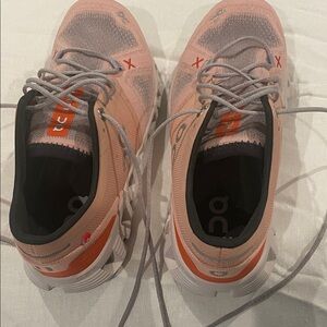 On Running Women's Peach and Gray Athletic Shoes no box